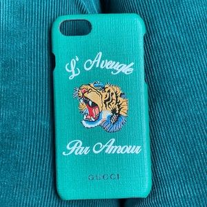 NWOT Gucci Green “Par Amour” Phone Case